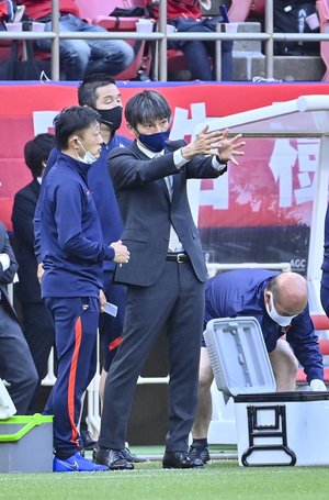 「優秀監督賞をあげたいアビスパ福岡とサガン鳥栖」「鹿島アントラーズは変化の時代に」【Jリーグ、年末年始の大激論2021/2022年】(4)の画像