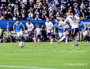 【痛み分けの横浜ダービー(1)】勝敗を左右したのは「スピードのコントロール」の画像