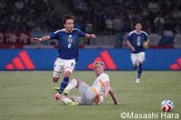 久保建英｢前半8分のプレー｣で証明した別格の力、日本の｢決勝ゴール｣が示した新ルールの危険性【アイスランドに勝利！日本代表｢北中米W杯へ！｣の大激論】(4)
