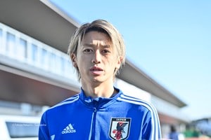 「あれ、この前の久保建英じゃん」J2鳥栖イケメンアタッカーの「久保とほぼ同じ角度」のゴラッソにファン興奮！「よくこんな角度から決めたなー」「ニアぶち抜きはエグいな」などの声の画像