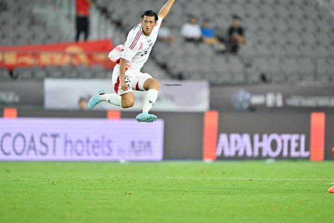 【植田直通＆早川友基アルバム】鹿島アントラーズの2人の中国戦でのプレー写真56枚！ 早川は日本代表デビュー、植田は久々復帰の記念姿「日本代表ー中国代表」の画像051