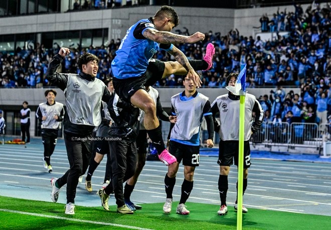 川崎、ACL痛恨の敗退……後半ATに起きた等々力の悲劇【試合写真ギャラリー(1)】ACLラウンド１６第2戦　川崎フロンターレー山東泰山の画像023