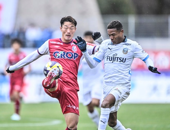 【試合アルバム】「ファジアーノ岡山―川崎フロンターレ」1万3699人のサポーターの前で岡山が好機作る「中地拓也 撮影写真」の画像007