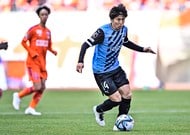 イタリアの名門ローマのユニフォームが緑に変化！　本来のクラブカラーからの一変にも「これは本当に美しい」「超良い」などの声の画像