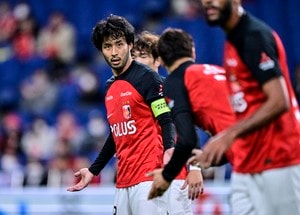 「ピッチの中で喋っていたので立ち直せた」浦和DF犬飼智也が明かした、早過ぎる失点で話し合った2つのこと。先発＆ゲームキャプテンで挑んだ川崎戦で逆転勝利の画像