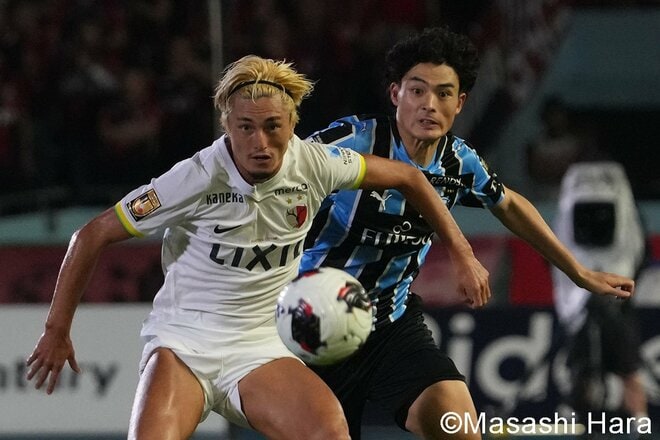 川崎が劇的なドロー！ マルシーニョが見事な同点ゴール！ 伊藤達哉が技ありアウトサイド弾！ 殊勲ペドロ・ホマーノが咆哮！ 王者・鹿島は4戦未勝利…【川崎フロンターレvs鹿島アントラーズ】激闘PHOTOギャラリーの画像002