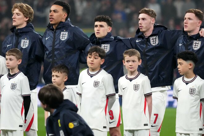 【現地写真100枚】伊東純也＆三笘薫の決勝弾から駆けつけた南野拓実＆遠藤航の姿まで！初招集、復活組、主力組も躍動！森保ジャパン｢英国遠征｣厳選ショットの画像071