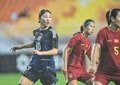 【塩越柚歩アルバム】E-1選手権最終戦で途中出場した「塩越柚歩の写真43枚」！ 雨に濡れながらも見せた華麗なプレー写真「なでしこジャパンー中国代表」の画像040