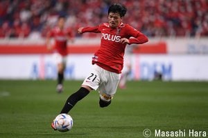 【浦和レッズ】「覚醒の予感」が漂うＭＦ大久保智明は浦和を上昇に導けるか？（2）好調の秘訣は「あえて体が動くままにするトレーニング」の画像