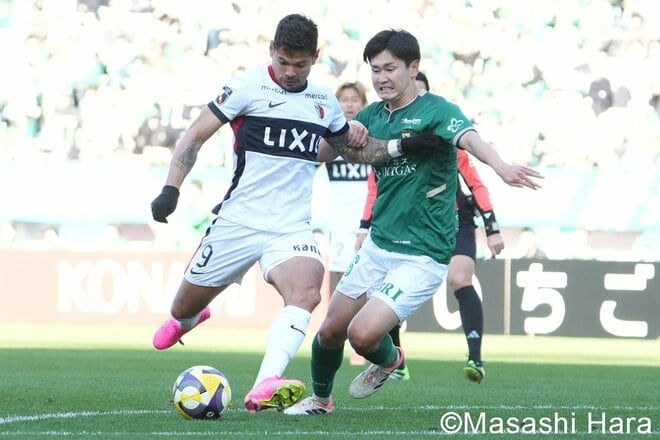 ｢あと1個！｣鹿島が優勝へ王手！鈴木優磨の咆哮！早川友基の奮闘と松村優太の値千金の決勝弾！敵地で苦しみながら手にした勝点3を現地カメラマンが振り返る！【東京ヴェルデvs鹿島アントラーズ】激闘PHOTOギャラリーの画像003