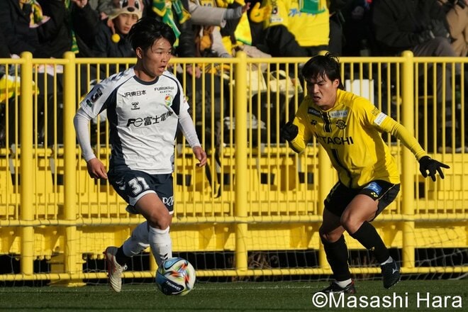 継続と進化、前半圧倒で貫禄の柏！ 後半巻き返すもJ1レベル痛感の千葉！ 決勝弾は久保藤次郎のゴラッソ！ 白熱の日立台｢ちばぎんカップ｣を現地撮り【柏レイソルvsジェフユナイテッド千葉】激闘PHOTOギャラリーの画像007