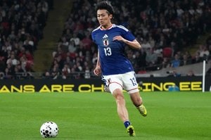 【直撃！中村敬斗♯3】｢削られる覚悟｣でソックスを下げる本当の理由。三笘薫の負傷に揺れる日本代表、25歳が背負うW杯への誓いの画像