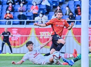 【ルヴァン杯初優勝考察】リーグ制覇の鍵は新たな看板候補の「喧嘩サッカー」【名古屋グランパスに問われる「2強体制打破」の資格】(3)の画像