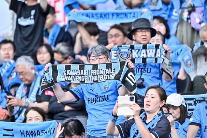【サポーターアルバム(1)】ホーム4連戦の最終戦を戦った川崎フロンターレのサポーター写真99枚！ 2万1440人が駆け付け最高の雰囲気作る「川崎フロンターレーガンバ大阪(1)」の画像098