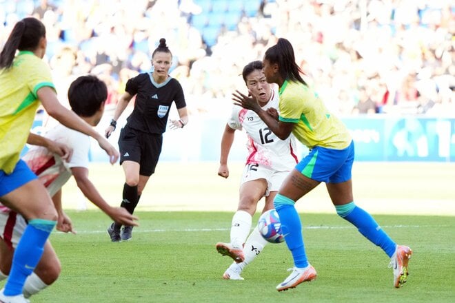 パリ五輪なでしこジャパン「激闘の記録」PHOTOギャラリー23枚　銀メダル獲得ブラジルに終了間際の「連続ゴール」で逆転勝利！19歳のニューヒロイン谷川萌々子が2得点に絡む大活躍の画像015