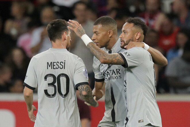 「マヂでバケモノ」!! サッカーフランス代表キリアン・ムバッペが開始9秒ゴール含むハットトリック達成! サッカーアルゼンチン代表リオネル・メッシは1G1A、サッカーブラジル代表ネイマールは2G3Aなど7ゴールでPSGがリールを「粉砕」【動画】の画像
