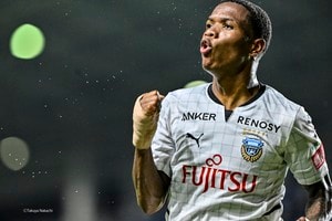 【動画】「マジで綺麗な崩し」「黄金パターン」川崎フロンターレがアビスパ福岡からパス4本で奪った先制ゴールが完璧すぎると話題に！ “動きの質”がもたらした「サイド攻撃からのマルシーニョ弾」の画像