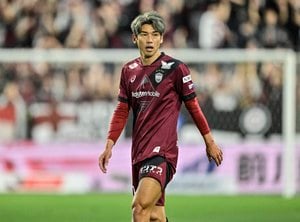 「やっぱ大迫半端ねえー」千両役者のJ!神戸FW大迫勇也の土壇場豪快＆雄叫びヘッド弾にファンも大熱狂！「ゴル裏で叫びすぎて声枯れた」「間違いなく今季最高の試合」の声の画像