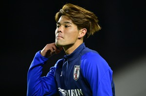 「三笘レベルの誰これ現象」「やべえな。初めて知った」サッカー日本代表“初選出”のMF佐野海舟、衝撃の「ボール奪取技術」にファン脱帽！ W杯予選への出場に期待値あがるの画像