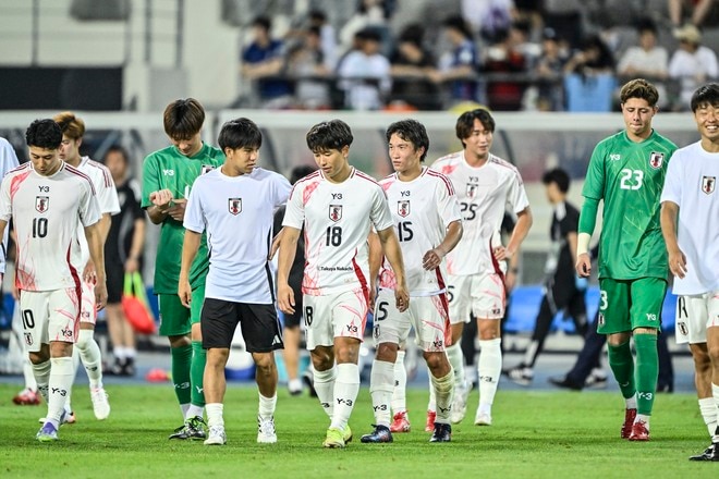 【山田新アルバム】川崎フロンターレFW山田新の中国戦での写真19枚！ 日本代表2ndユニフォームを着用した貴重姿「日本代表ー中国代表」の画像014