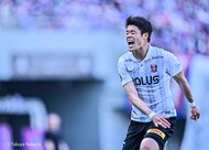 【FC東京とスコアレスの浦和レッズ(2)】浦和の最終兵器シャルクがデビュー！ 味スタで見せた「要求力」「打開力」「積極性」の画像