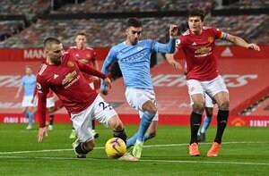 マンチェスター・ダービー“極限の攻防”で見えた「サッカーの新次元」の画像