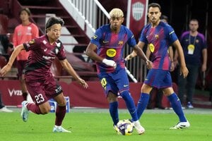 NBAレジェンドとコラボしたバルセロナのセカンドユニに世界が沸騰！｢美しい｣｢傑作｣｢欲しい｣｢圧倒的一位だわ｣の声の画像