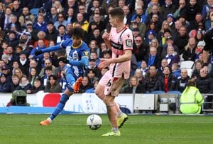 「コロコロでGKのタイミングが」三笘薫がFA杯準々決勝で「股抜きコロコロゴール」決めた！ 運も味方にした、今季公式戦9得点目！の画像