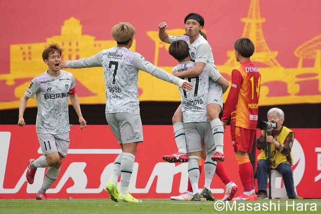 ピクシー凱旋！名古屋が5年ぶり開催の聖地・瑞穂で“Never Give Up”後半ATに同点ゴールを奪って逆転PK勝ち！新たな歴史のスタート！【名古屋グランパスvsアビスパ福岡】激闘PHOTOギャラリーの画像004