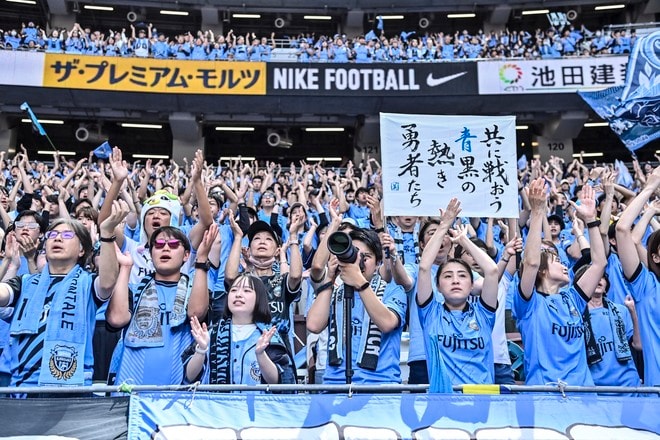 【サポーターアルバム】国立競技場を青く染め上げた川崎フロンターレのサポーター写真81枚！ ACLE準優勝後初の国内試合「鹿島アントラーズー川崎フロンターレ」の画像052
