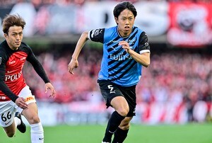 「完全に俺らのせいだなって話しました」川崎・佐々木旭が浦和戦で感じた、3枚替え出場での役割を果たせなかった悔しさ。指揮官の期待を感じるからこそ、「結果を残したい」の画像