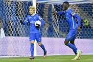 サッカー日本代表・伊東純也のフランス1部移籍が「正式決定」!! 気になる背番号は「キャリア初の数字」で まさかの「ジュンヤ人形が登場!?」ランスが投稿した「バルサよりも数倍凝ってる」と話題の「移籍発表映像」とは?【動画】の画像