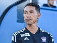【J2「熱狂!!」】2位・横浜FC、大分トリニータMF野村直輝の豪快「弾丸ミドル」に沈み「J1昇格」持ち越し！ロアッソ熊本、大分が「J1参入プレーオフ」出場権獲得、大宮アルディージャは「残留」決定【戸塚啓のJ2のミカタ】(2)の画像
