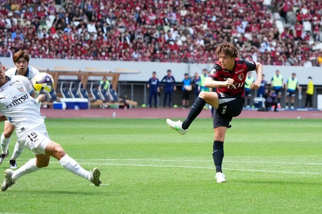 絶対エース｢美しい｣完璧オーバーヘッド、日本代表の至宝｢悔しい｣試合後、それでも｢気になる｣鈴木優磨のパンツ【鹿島アントラーズvs川崎フロンターレ】国立決戦PHOTOギャラリー25連写の画像011