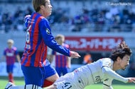川崎、無敗の10勝目!(2)王者を苦しめた「無音のホイッスル」と「激しい雷雨」の画像