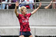 大住良之の「この世界のコーナーエリアから」第139回【意外と知らない「サッカーの選手交代」起源と進化と現在地】(1)スーパーサブが決めた「交代後15秒の同点ヘッド」と「チャンピオンズリーグ決勝の同点ゴール」の画像