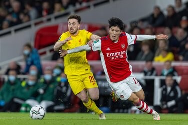 アーセナル対リバプールで 冨安健洋と南野拓実のサッカー日本代表対決 が実現 リバプールfwディオゴ ジョッタが圧巻の2ゴール 日本代表dfをかわして奪った先制弾と鮮やかループ弾とは 動画 サッカー批評web