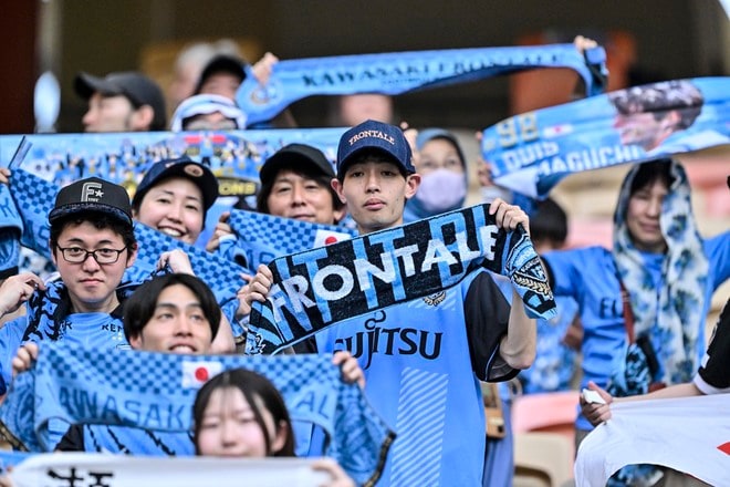 【サポーターアルバム(1)】3得点勝利でクラブ初アジア・ファイナリスト！ ACLE準決勝に駆け付けた川崎サポーターの現地撮影70枚！「川崎フロンターレ―アル・ナスル」の画像061