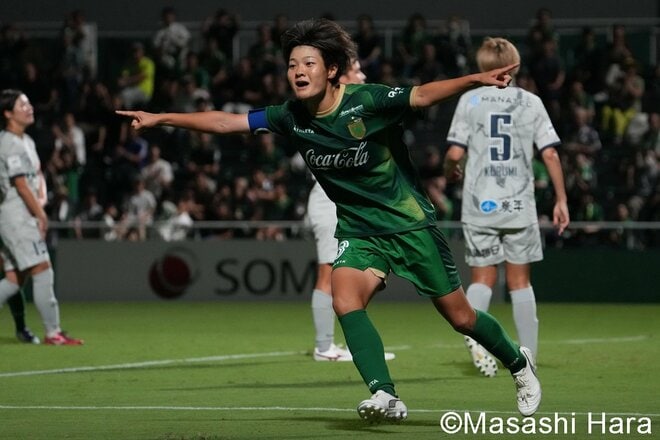 美しい日本代表10番と長谷川唯の後継者18歳が中盤を支配、塩越柚歩の｢移籍後初ゴール｣、眞城美春の｢冷静ミハループ｣で王者が快勝【東京ヴェルディベレーザvsAC長野パルセイロレディース】激闘PHOTOギャラリーの画像008