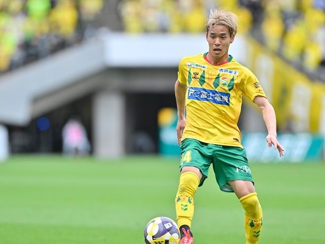 【試合アルバム】ジェフユナイテッド千葉のベガルタ仙台戦でのプレー写真49枚！「ジェフユナイテッド千葉ーベガルタ仙台」の画像022