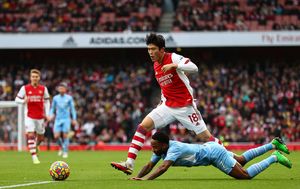 日本代表・冨安健洋が「プレミア首位」マンC戦で「ワールドクラス」活躍！「コロナ陽性」からの超スピード復帰で攻守に躍動【元日ビッグマッチ「アーセナル対マンチェスター・シティ」での冨安健洋】(1)の画像