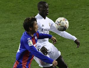 乾貴士・武藤嘉紀が先発出場のエイバル粉砕!レアル・マドリード「カギは左サイド」の画像