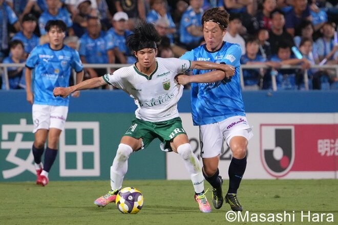 夏の移籍で攻守の要2人が新加入、19位の横浜が東京Vと激突、中村俊輔コーチが猛攻を後押しも｢思わぬ展開｣に、城福浩監督が｢非常に大きい｣と語った決着【横浜FCvs東京ヴェルディ】激闘PHOTOギャラリーの画像005