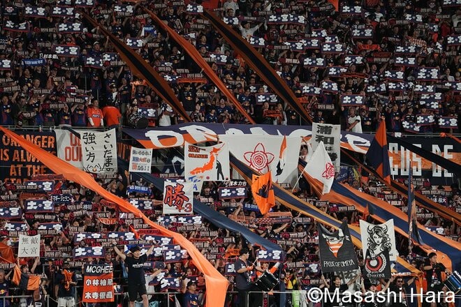 9年ぶりの“さいたまダービー”は白熱！ 先制の笹修大を林幸多郎が祝福！ 追加点の肥田野蓮治が激しくチャージ＆小森飛絢は守備でも貢献【RB大宮アルディージャvs浦和レッズ】激闘PHOTOギャラリーの画像001