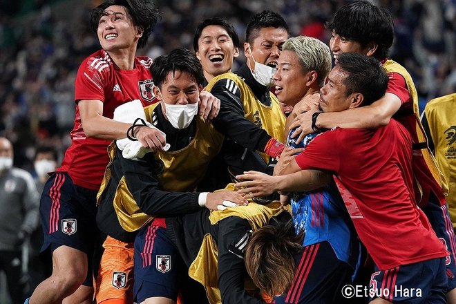 ワールドカップ最終予選【サッカー日本代表VSオーストラリア代表】「窮地」の中での大歓喜！日本がオーストラリアに２対１で勝利　原悦生PHOTOギャラリー「サッカー遠近」の画像