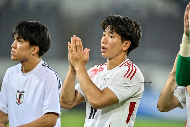 【山田新アルバム】川崎フロンターレFW山田新の中国戦での写真19枚！ 日本代表2ndユニフォームを着用した貴重姿「日本代表ー中国代表」の画像003
