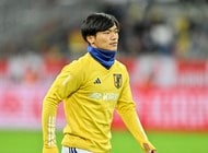 セルティックが投稿したサッカー日本代表FW前田大然らクラブの「W杯戦士の集合写真」に「この撮り方かっこいいな」と好反応!  並んだ4人にファン注目の画像