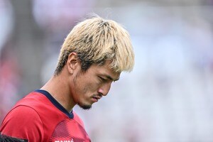 【J1鹿島は佐野海舟移籍の穴をどう埋める？(1)】「海舟の抜けた穴は正直デカいなと。嘘つけないので」と鈴木優磨も落胆。マリノス戦4失点敗戦の鹿島が受けた衝撃の画像