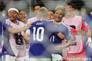 【W杯】現地カメラマンが捉えた第3戦！堂安律の献身、前田大然の歓喜、中村敬斗の苦悩、長友佑都の雄姿…激闘を経て王国ブラジル撃破へ【日本代表vsスウェーデン代表】激闘PHOTOギャラリーの画像