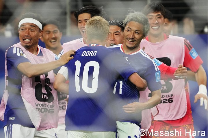 【W杯】現地カメラマンが捉えた第3戦！堂安律の献身、前田大然の歓喜、中村敬斗の苦悩、長友佑都の雄姿…激闘を経て王国ブラジル撃破へ【日本代表vsスウェーデン代表】激闘PHOTOギャラリー 